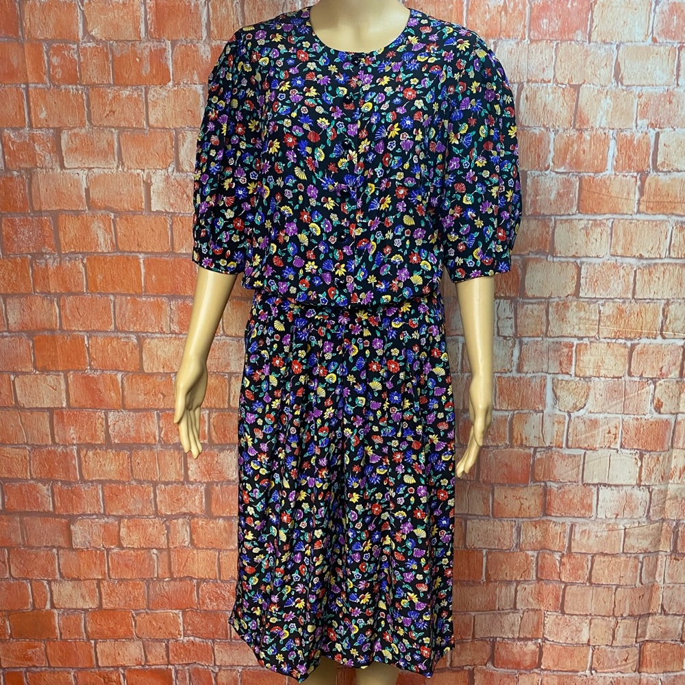 Vintage Neiman Marcus 70’s Floral‎ Silk Dress